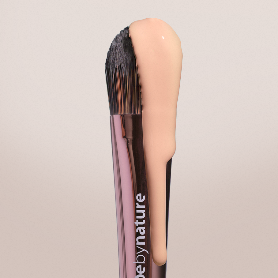 Liquid Foundation Brush 02 – Nude by Nature US